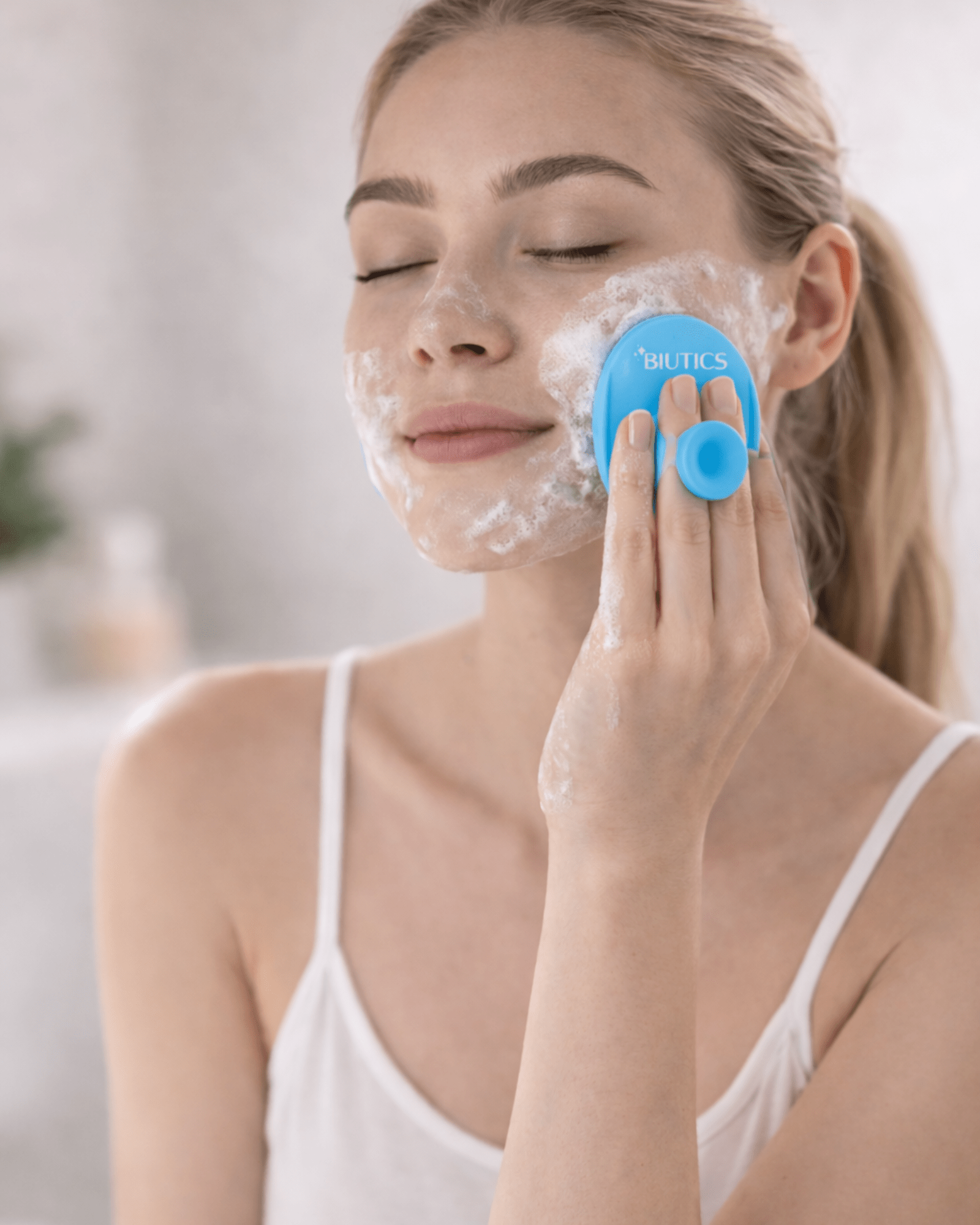 Silikon Reinigungspad Blau - Tool von BIUTICS bei Beautystore Schweiz