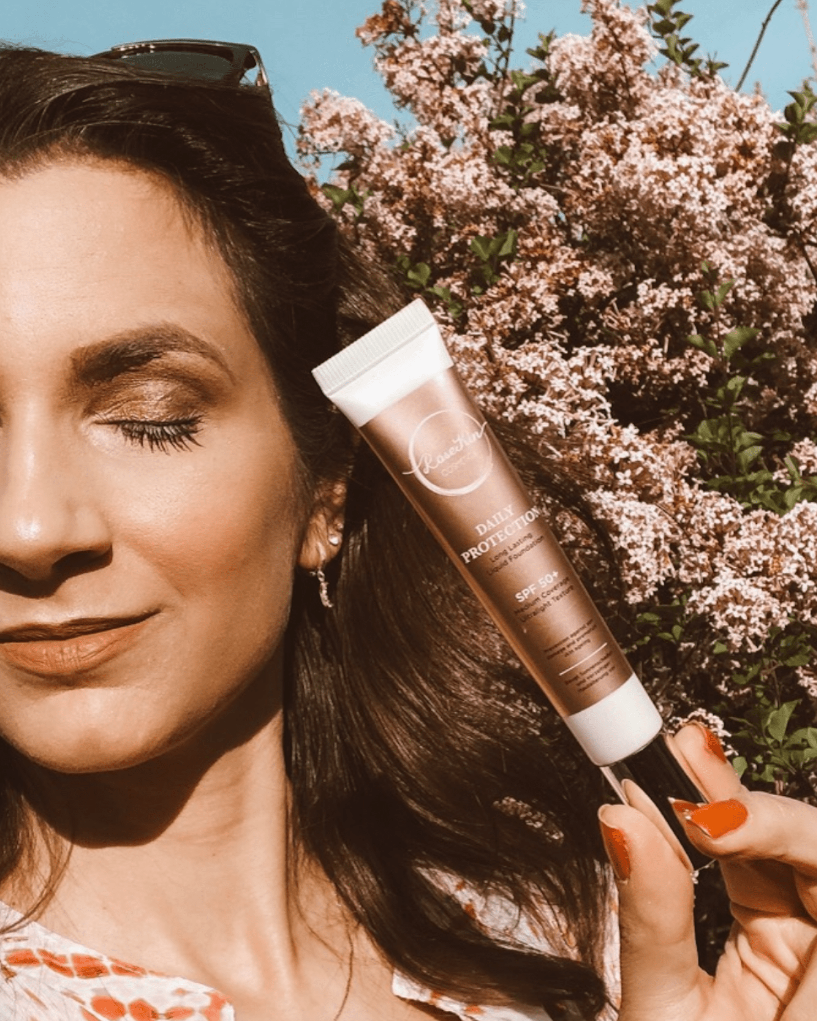 Liquid Foundation SPF 50+ TAN - Make-up von RoseKin Cosmetics bei Beautystore Schweiz