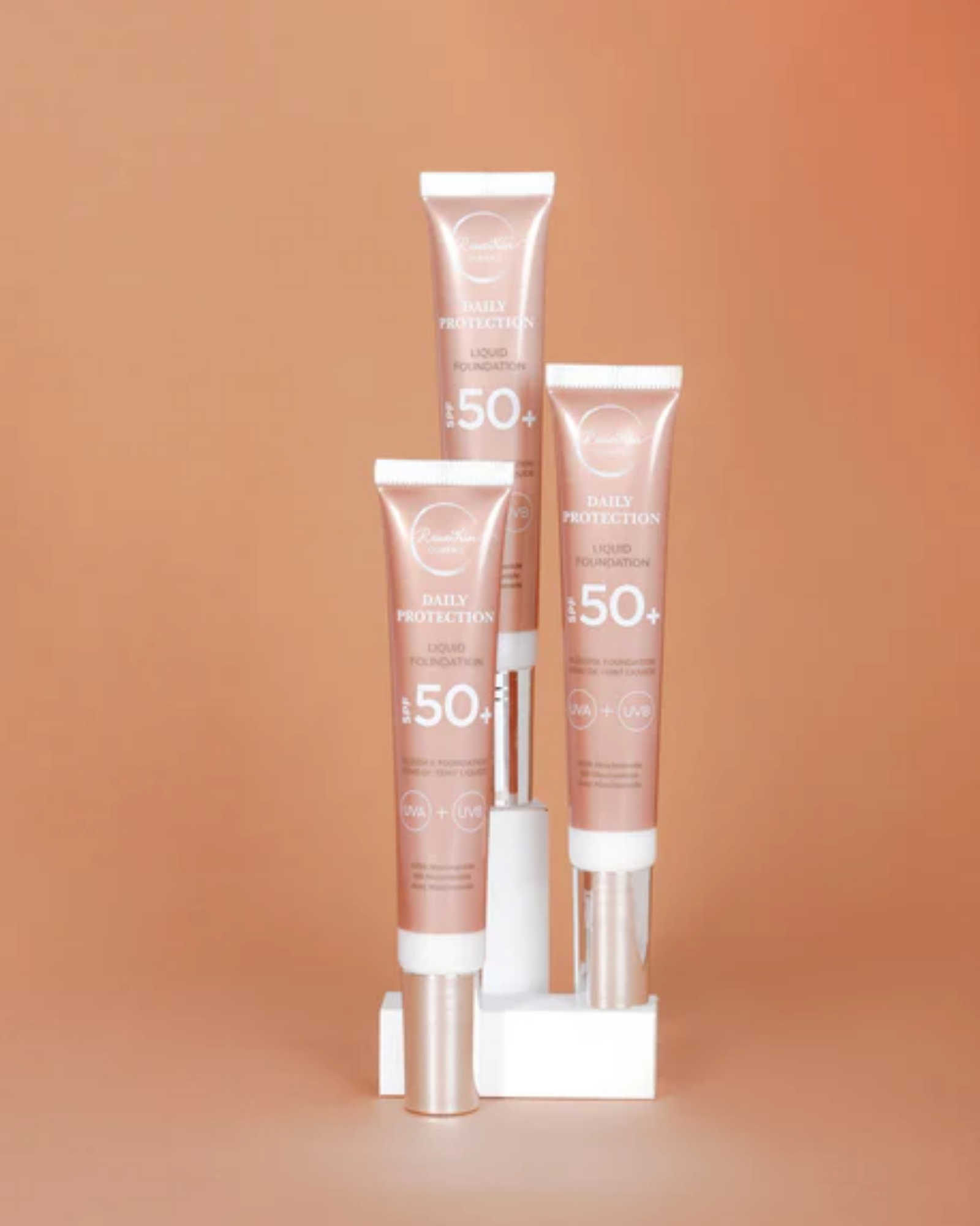 Liquid Foundation SPF 50+ MEDIUM - Make-up von RoseKin Cosmetics bei Beautystore Schweiz